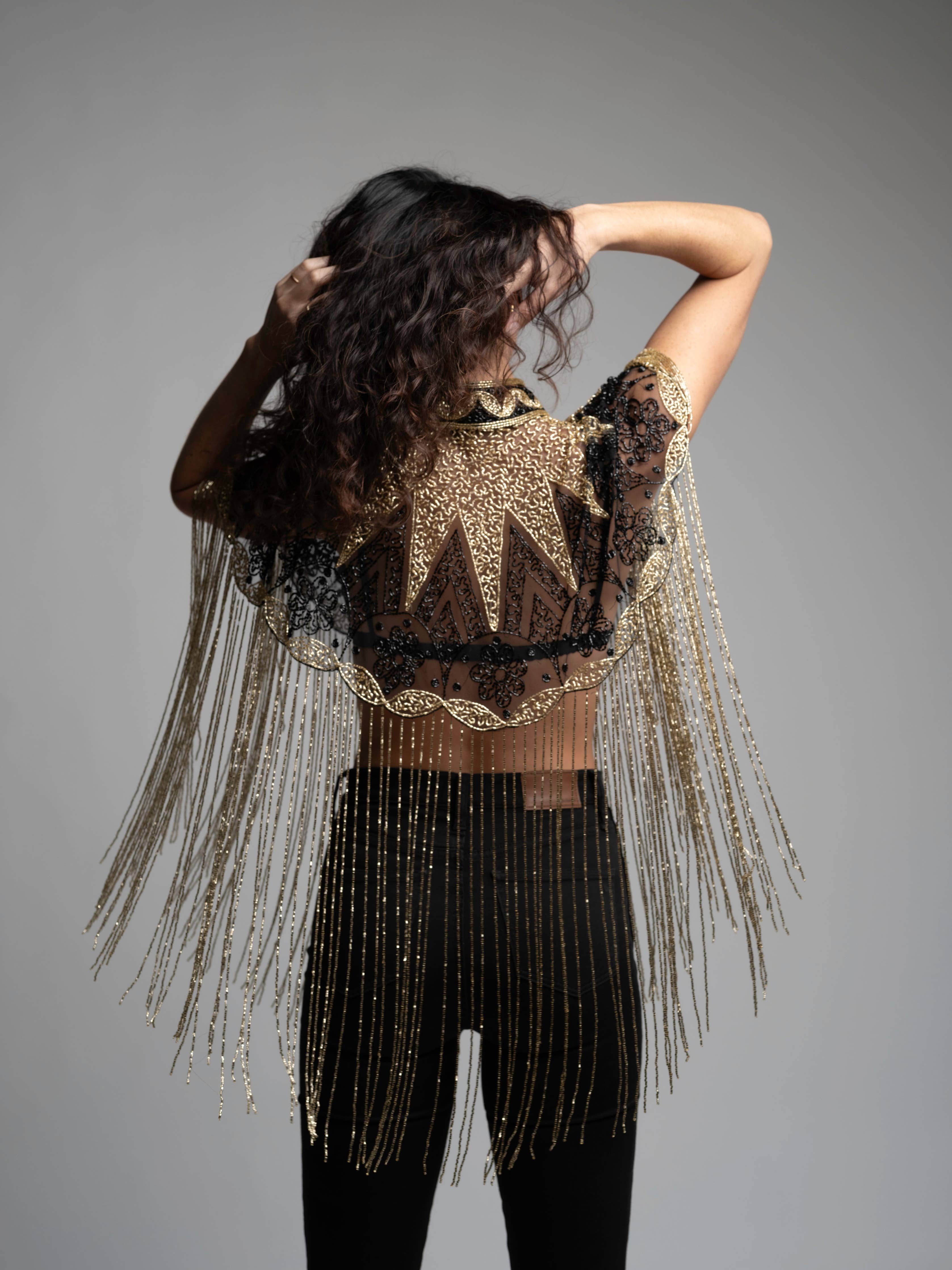 Sundara Cape: One size