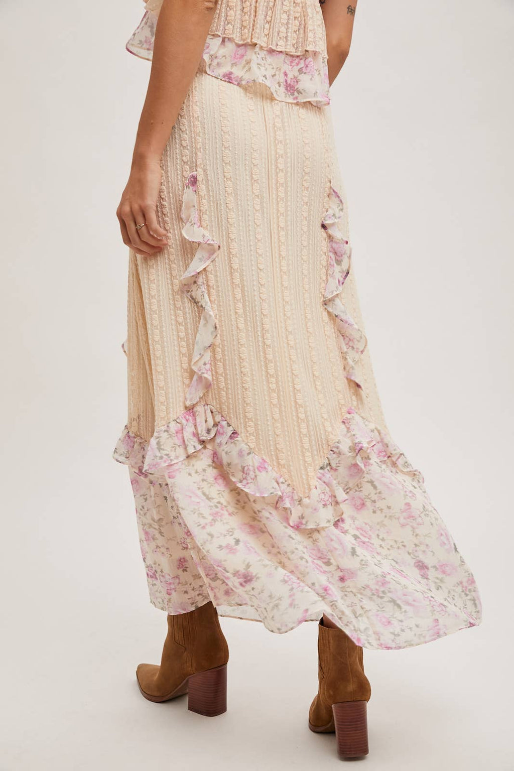 FLORAL PRINT TRIMMED MAXI LACE SKIRT WITH LINING