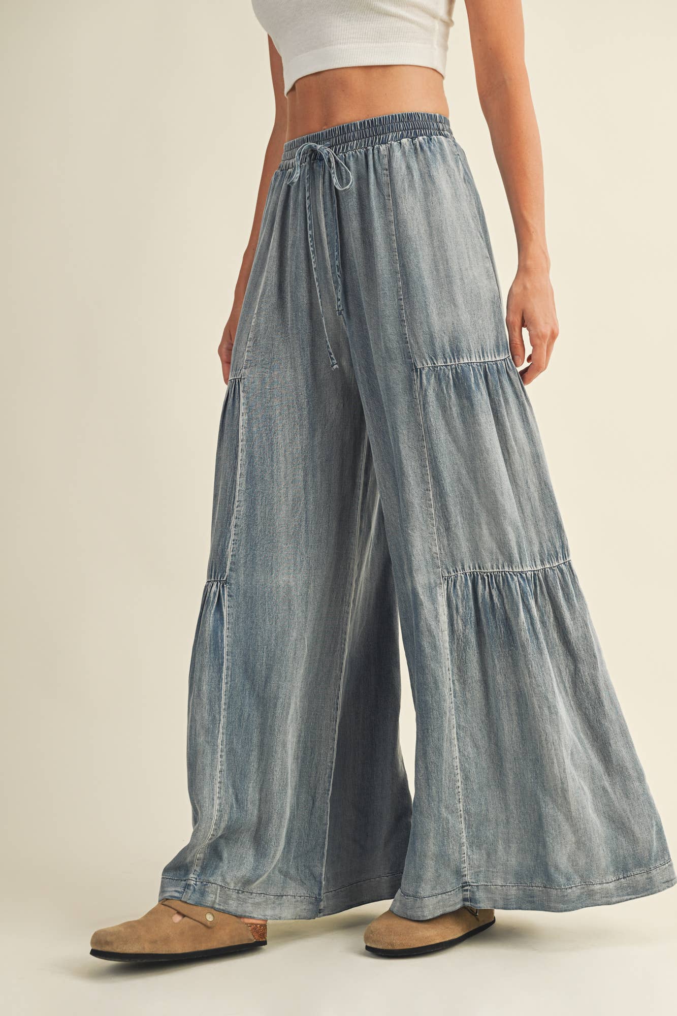 RUFFLED WASHED DENIM WIDE PANTS