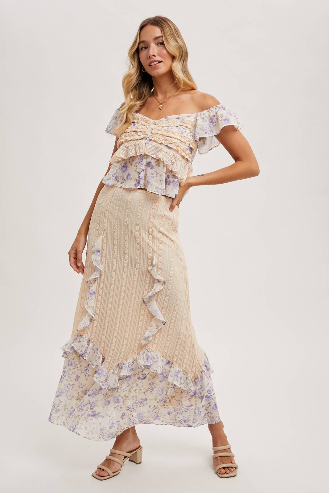 FLORAL PRINT TRIMMED MAXI LACE SKIRT WITH LINING