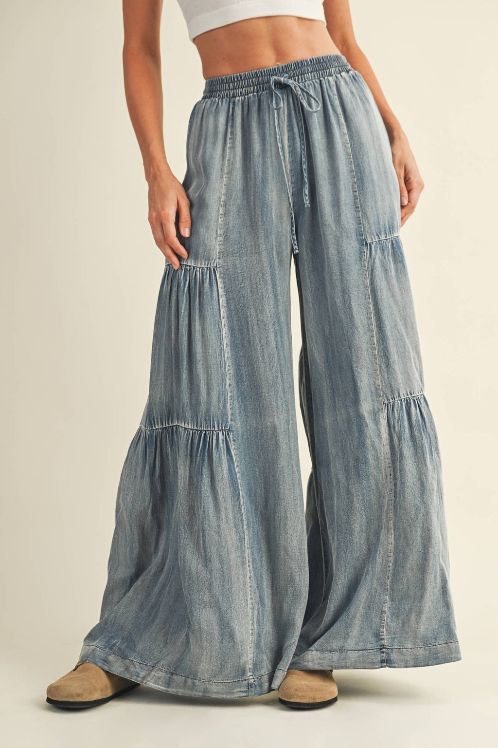 RUFFLED WASHED DENIM WIDE PANTS