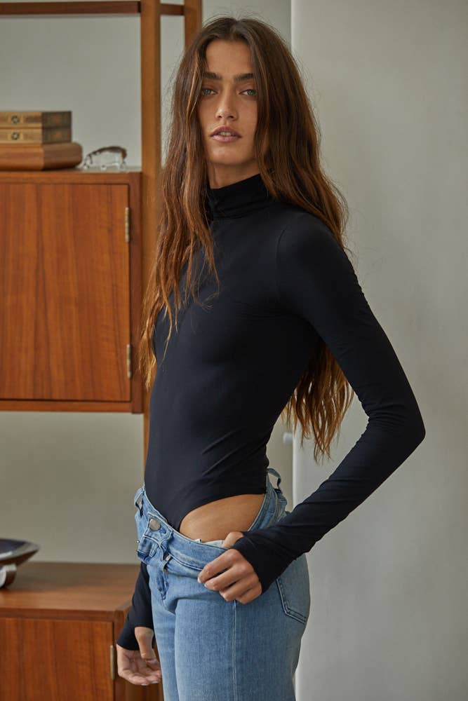 Knit Seamless Turtle Neck Long Sleeve Bodysuit: 3 Colors