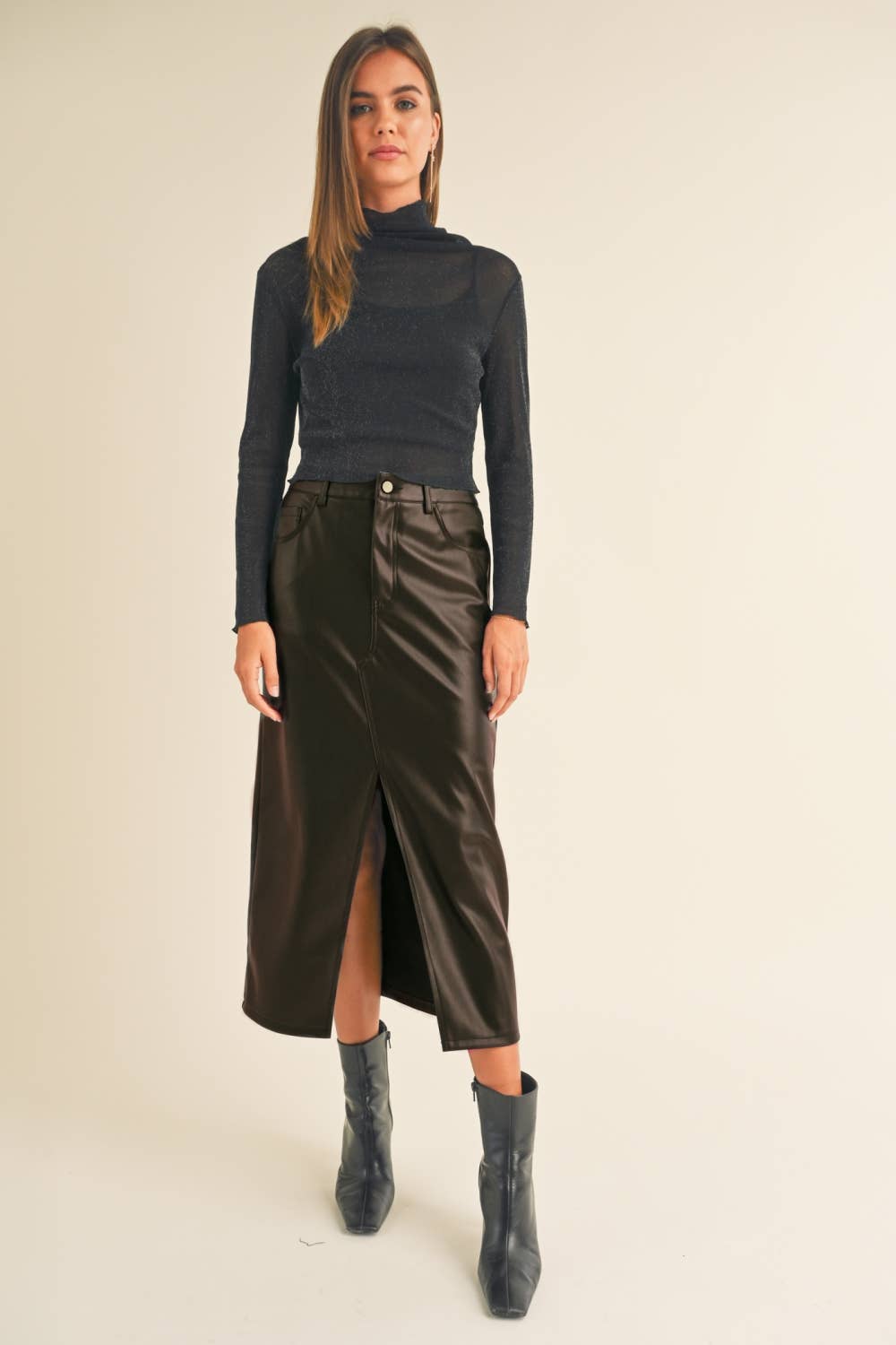 LEATHER SLIT FRONT SKIRT: BLACK