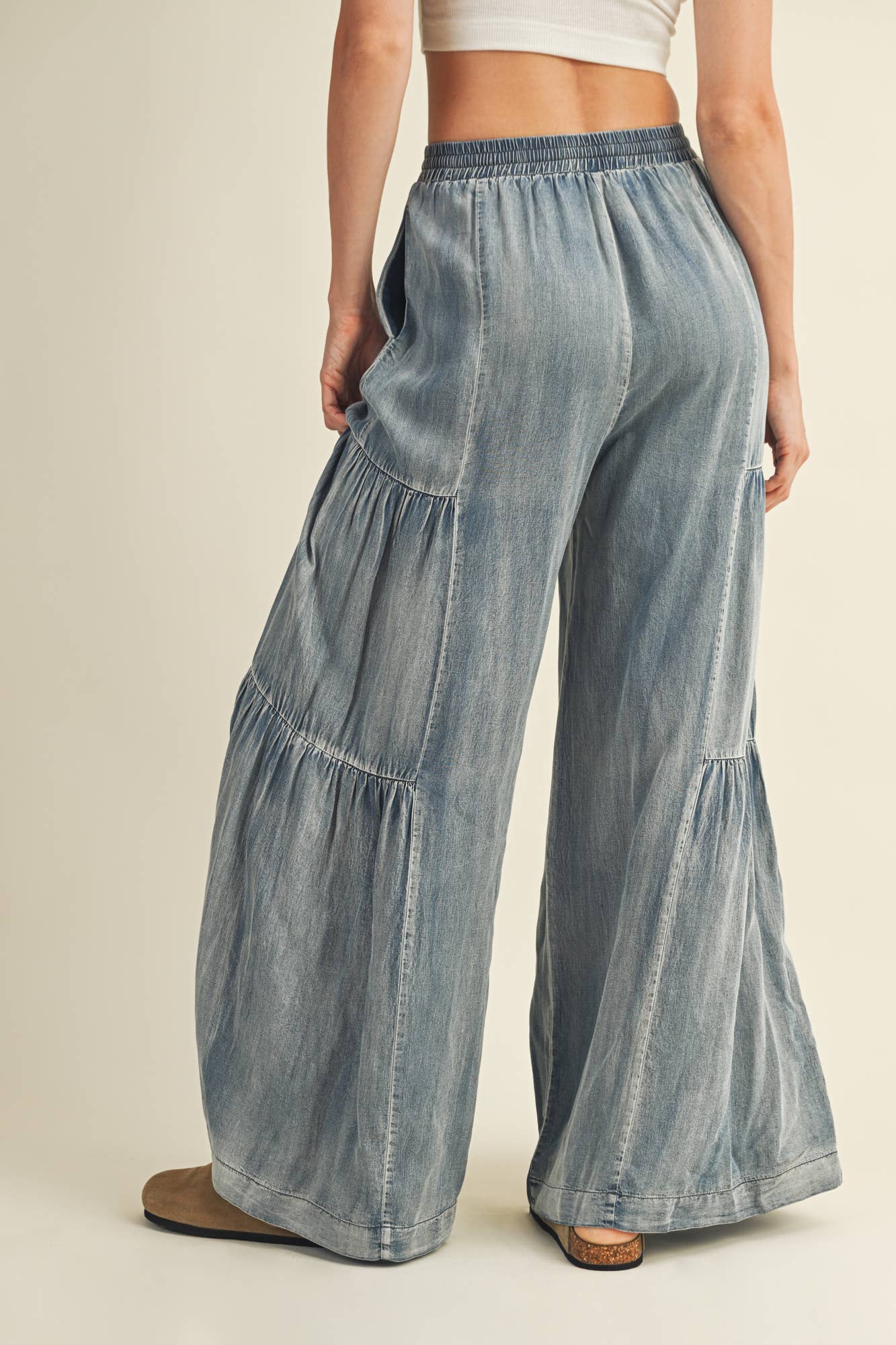 RUFFLED WASHED DENIM WIDE PANTS